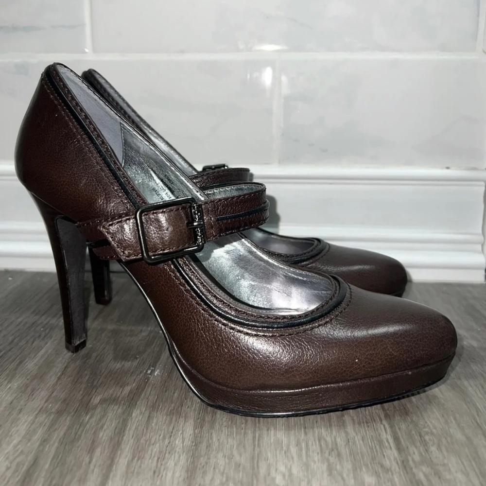 Classy Calvin Klein Shyanne heels